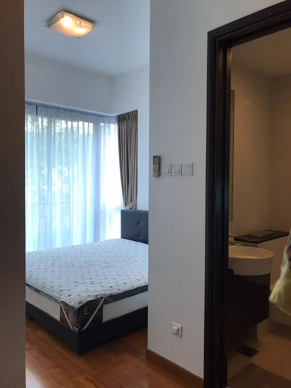 Residential bedroom used only to explain external housing checks for HCIS families