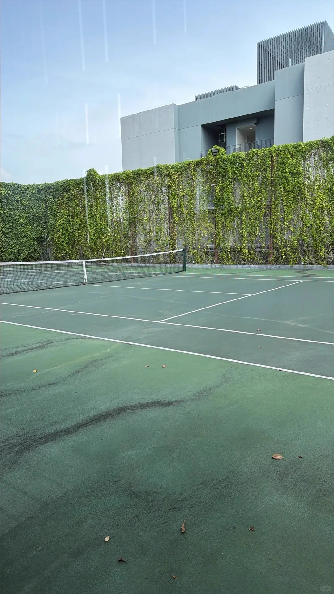 Residential tennis court